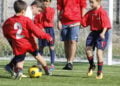 Futebol com estilo redefine torcidas e transforma camisas em arte