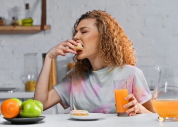 O que comer antes da corrida para ter energia e evitar mal-estar