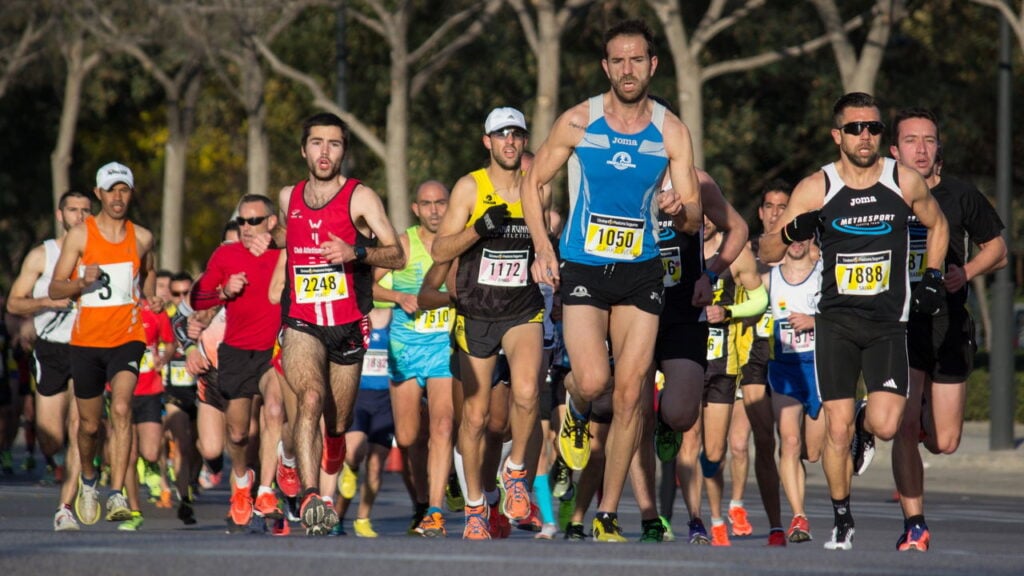 Corrida matinal melhora o humor e eleva sua energia diária