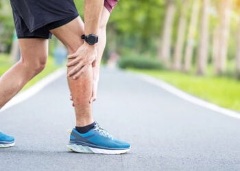 Você corre e sente dor? Talvez o problema seja falta de força