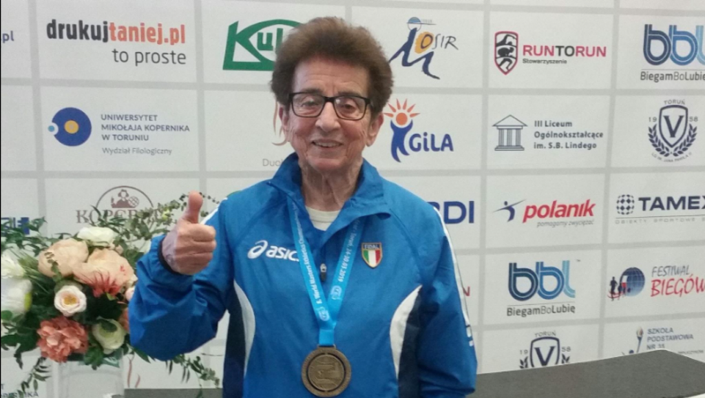 Atleta recordista aos 92 anos tem 11 títulos mundiais e revela a receita da longevidade