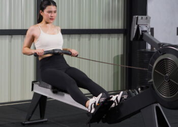 Solução genial para quem quer treino completo mas tem casa pequena