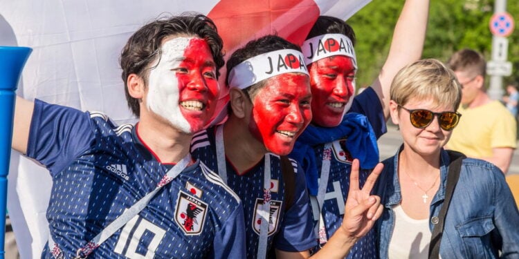 Como o futebol japonês inspirou a moda de rua J-Streetwear