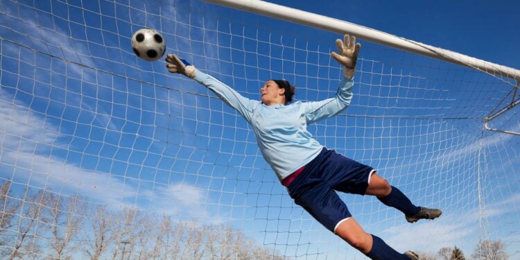Como o estilo dos goleiros evoluiu com moda e tecnologia no futebol