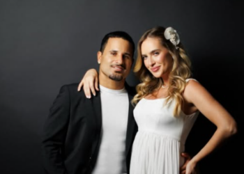 Sofia Larocca e Ítalo Ferreira esperam Martin e planejam ensinar o filho a amar o oceano