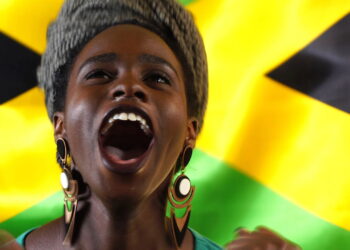 Futebol africano e moda mostram estilo vibrante e autenticidade única