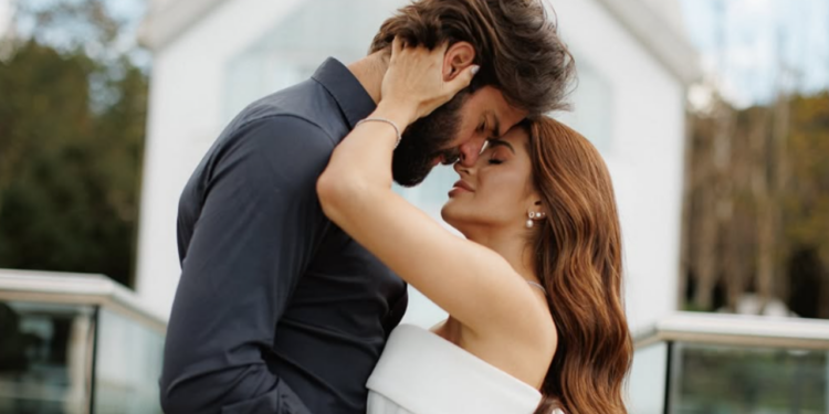 Esposa de Alisson largou medicina para seguir marido e hoje surpreende