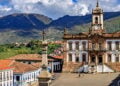 Cidade mineira preserva três séculos de história e tem igreja com mais de 400 kg de ouro