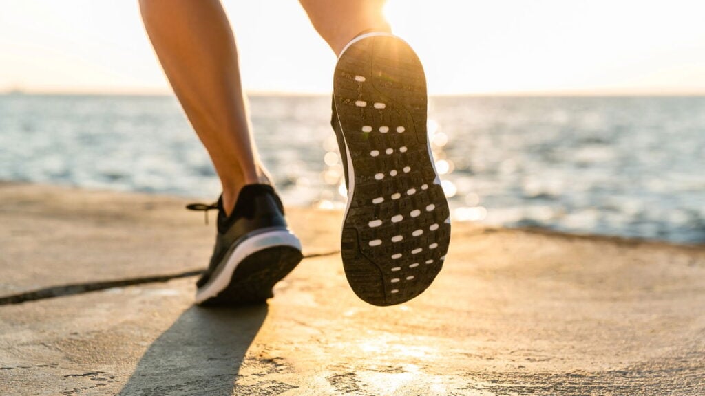 Como a corrida fortalece o sistema imunológico e previne doenças