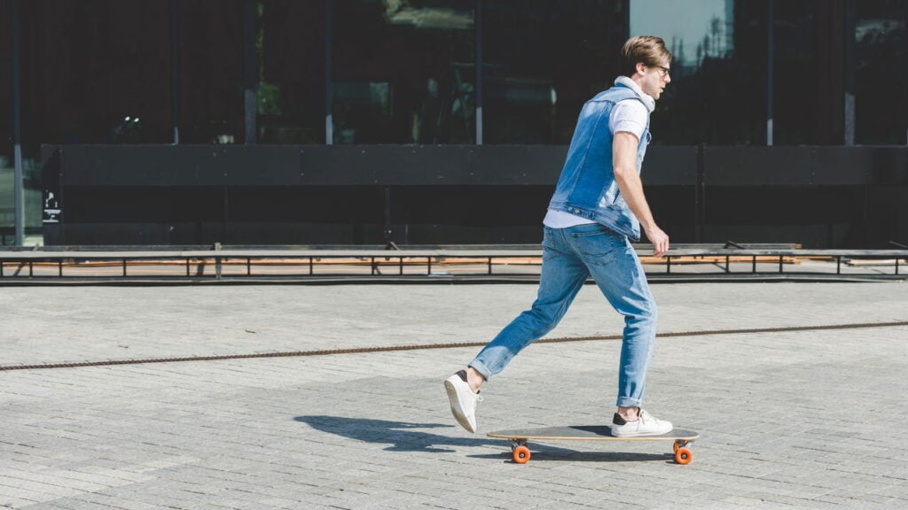 Como a cultura do skate transformou a moda urbana