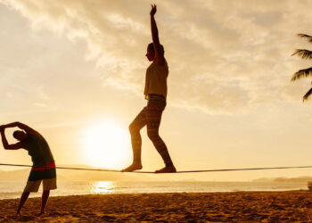 Você não vai acreditar no que 10 minutos de slackline fazem