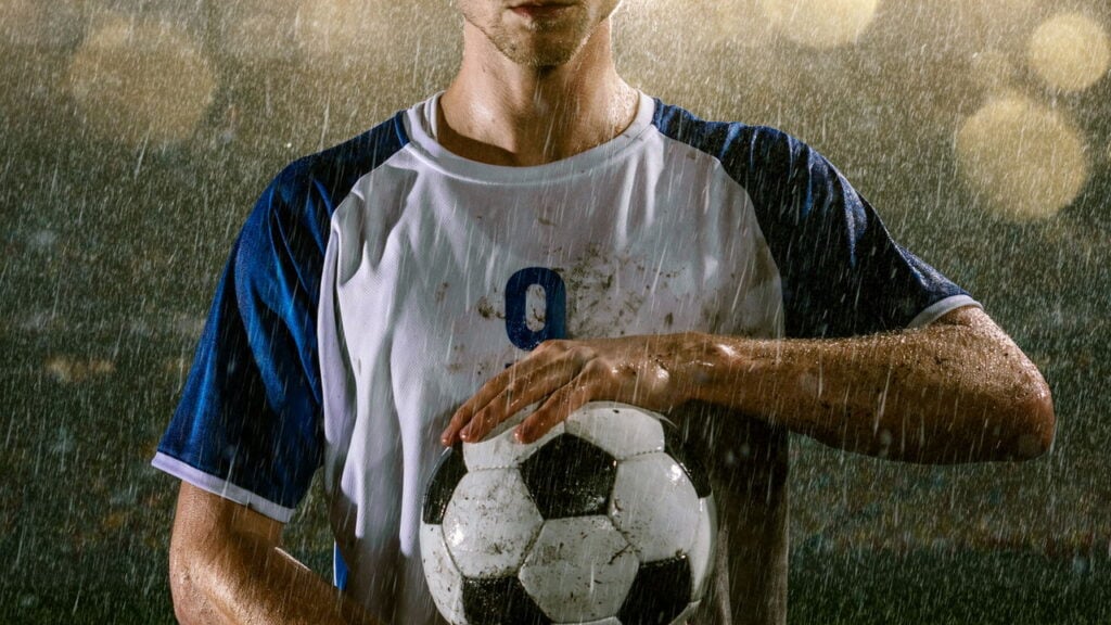 A camisa de futebol que conquistou a moda e celebridades