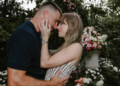 Travis Kelce tentou entregar telefone para Taylor Swift e acabaram noivos