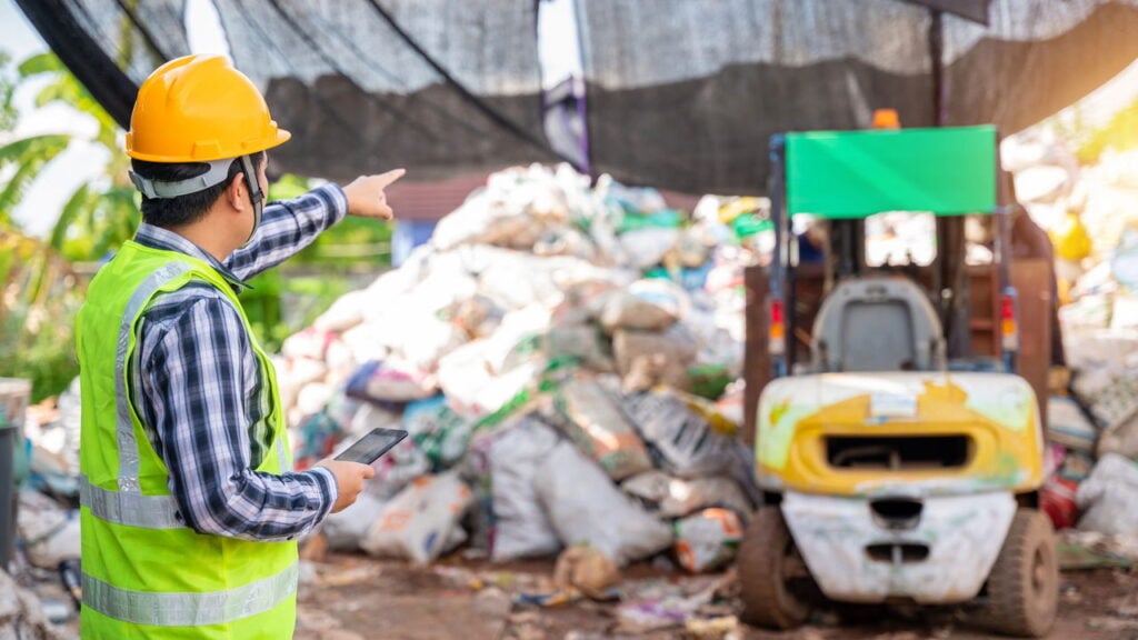 Uniformes reciclados revolucionam o futebol e ajudam o meio ambiente