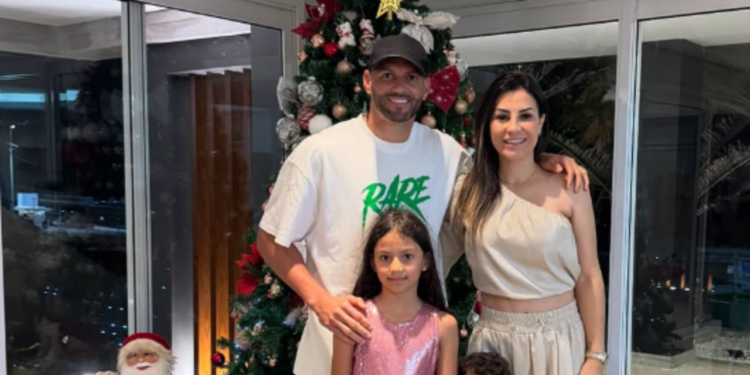 Esposa do Weverton tem carreira própria e conquistou coração dos palmeirenses