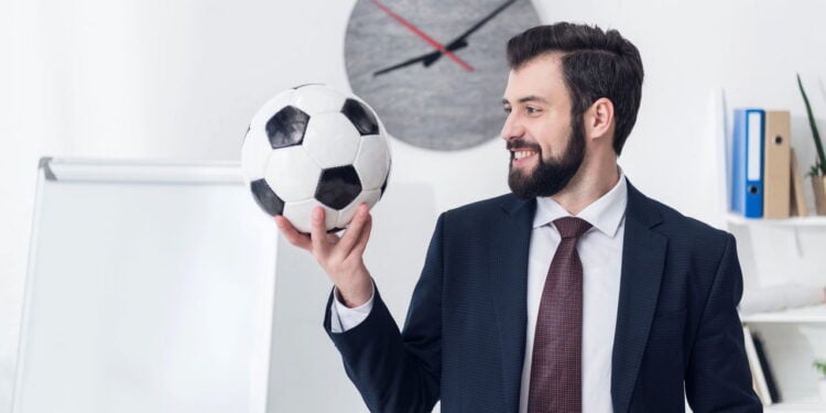Muito além do campo o workwear conecta torcedores e jogadores pelo estilo