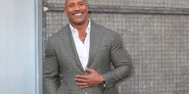 Este é o segredo dos braços gigantes de Dwayne "The Rock" Johnson