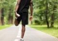 Alongar antes ou depois da corrida? Quando e como fazer