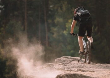 Ergonomia no ciclismo melhora postura e previne dores