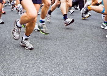 Como a corrida fortalece o core e melhora a postura naturalmente