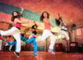 Você não imagina como a dança fortalece core e melhora postura
