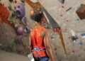 Escalada fortalece músculos e melhora postura de forma natural
