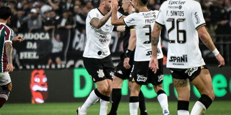Como comprar ingressos para Fluminense x Corinthians