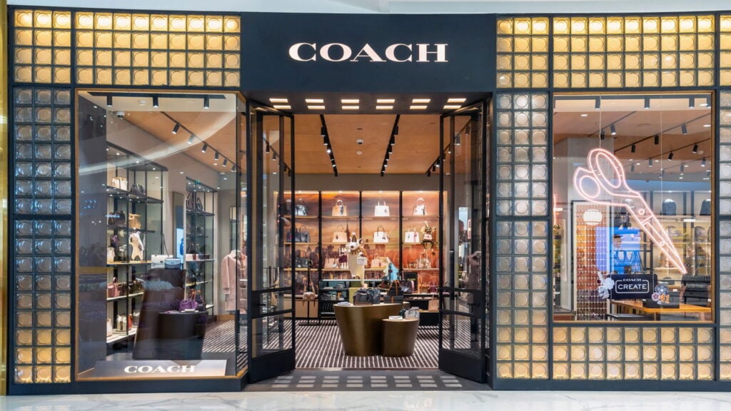 Como marcas de luxo e futebol estão revolucionando a moda