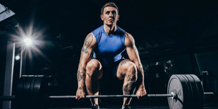 A musculação é o treino que fortalece corpo e mente
