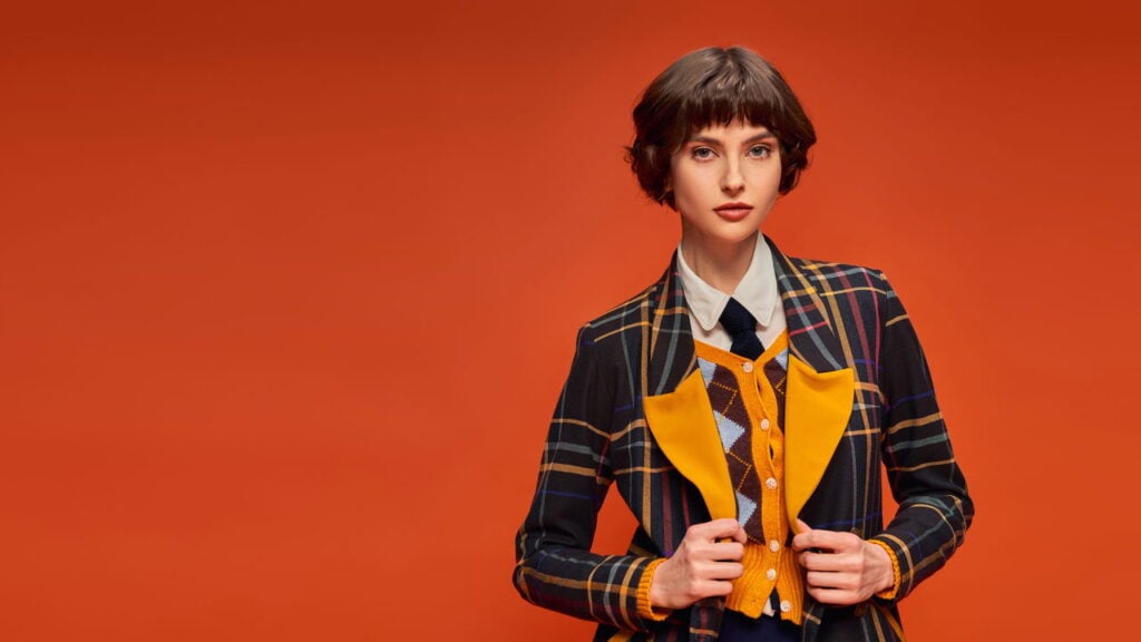 Descubra como adotar o look preppy de forma prática e moderna
