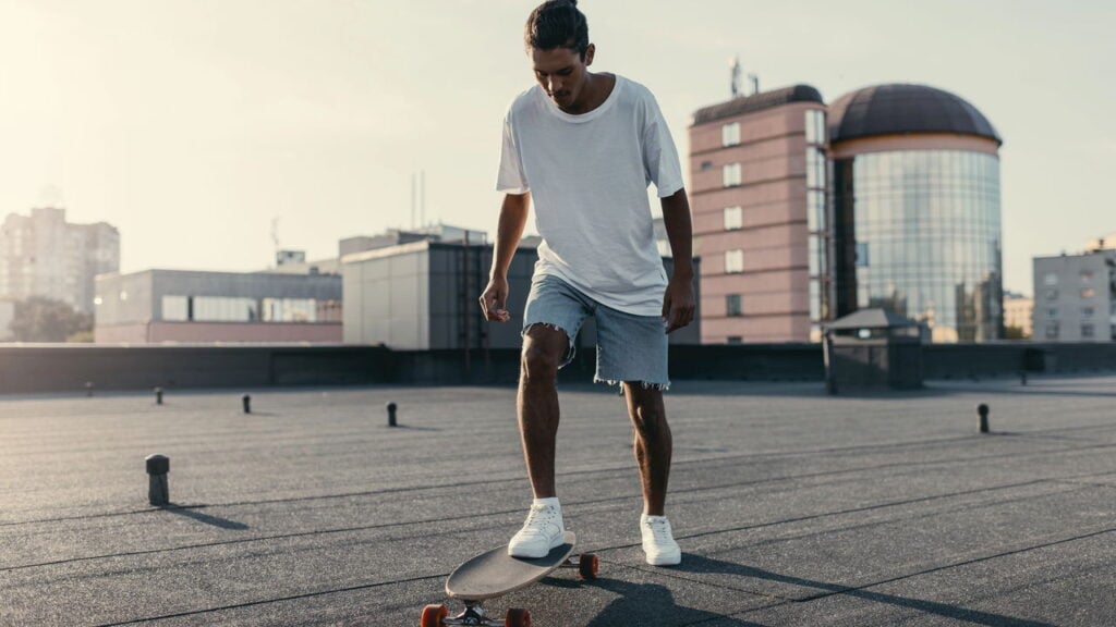 Como skate e tênis de performance influenciam a moda de luxo