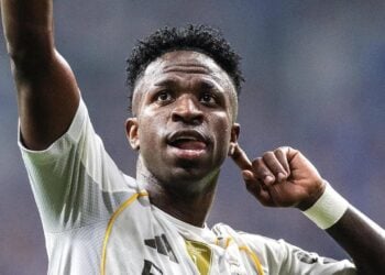 Vinicius Jr revela os equipamentos secretos para seu físico forte