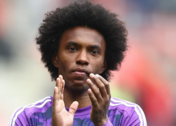 Ídolo do Chelsea e campeão pela Seleção acerta retorno ao Brasil